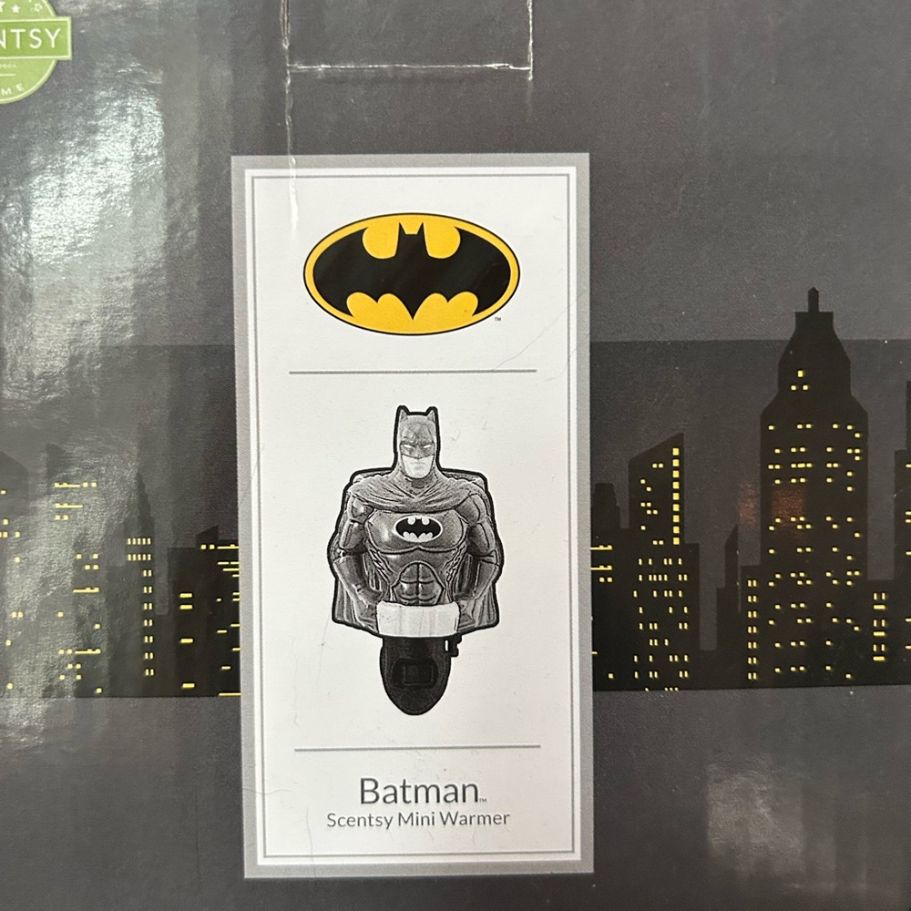 Scentsy Batman Mini Warmer - Black and Yellow